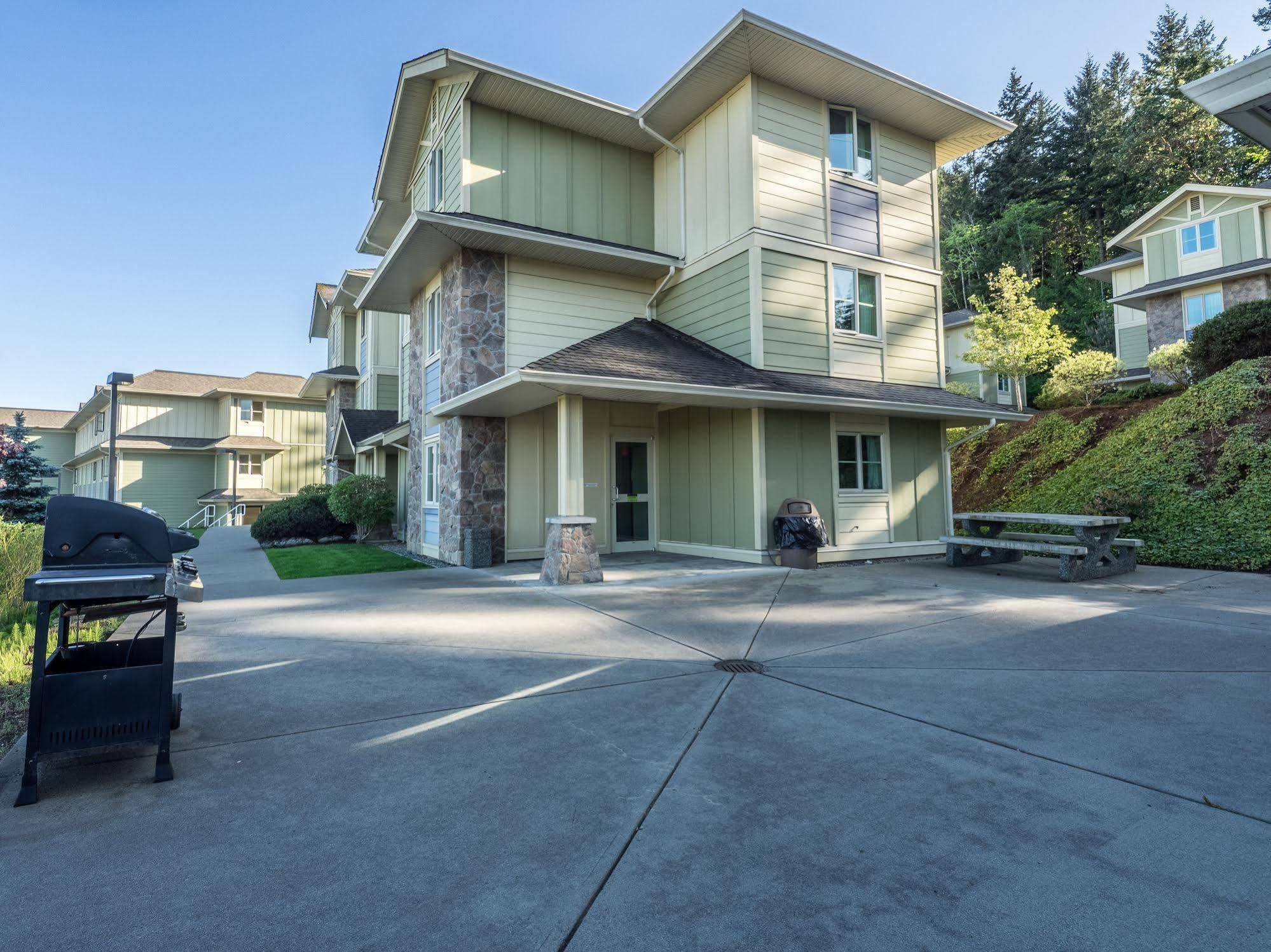 Vancouver Island Residences Nanaimo Exterior photo